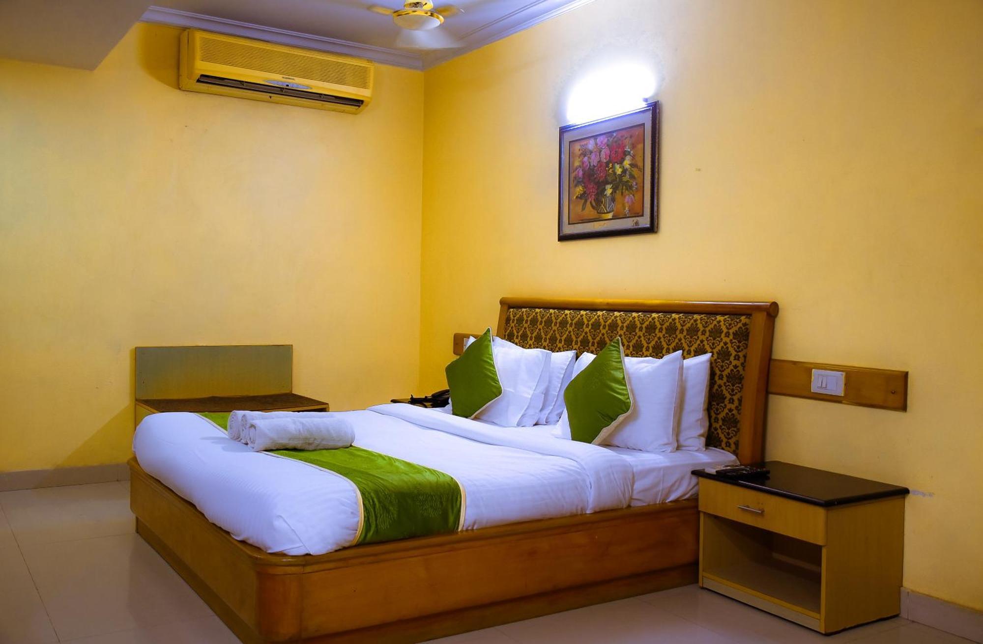 Naksha Tree Hotels - Mogappair شيناي المظهر الخارجي الصورة